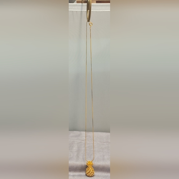 Vintage Gold Tone Pineapple Pendant & Gold Tone Necklace - Unique - Picture 5 of 12